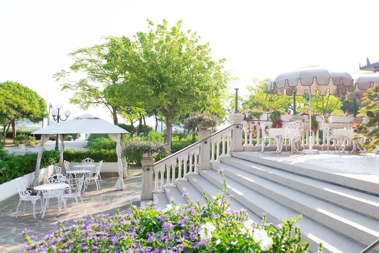 Hotel Atlantica Cesenatico İtalya