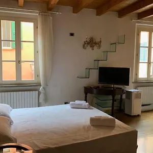 Appartamento Whouse Gold Towers